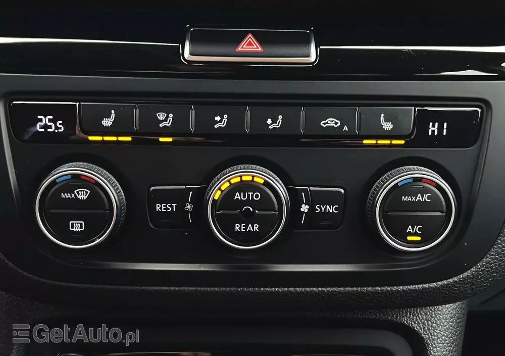 VOLKSWAGEN Sharan 2.0 TDI BMT Highline DSG