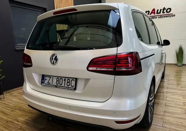 VOLKSWAGEN Sharan 2.0 TDI BMT Highline DSG