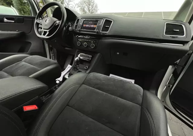 VOLKSWAGEN Sharan 2.0 TDI BMT Highline DSG