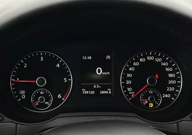 VOLKSWAGEN Sharan 2.0 TDI BMT Highline DSG