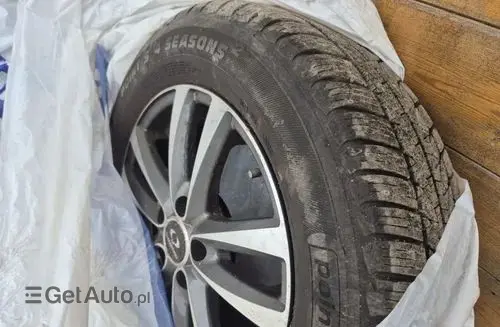 SSANGYONG/KGM Tivoli 