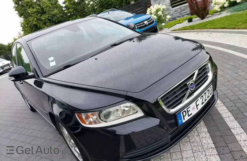 VOLVO S40 