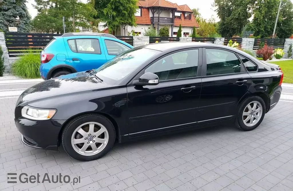 VOLVO S40 