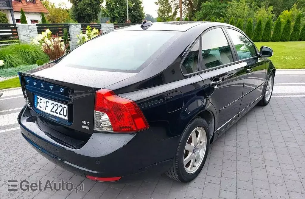 VOLVO S40 