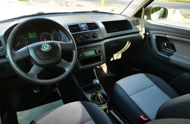 SKODA Fabia 