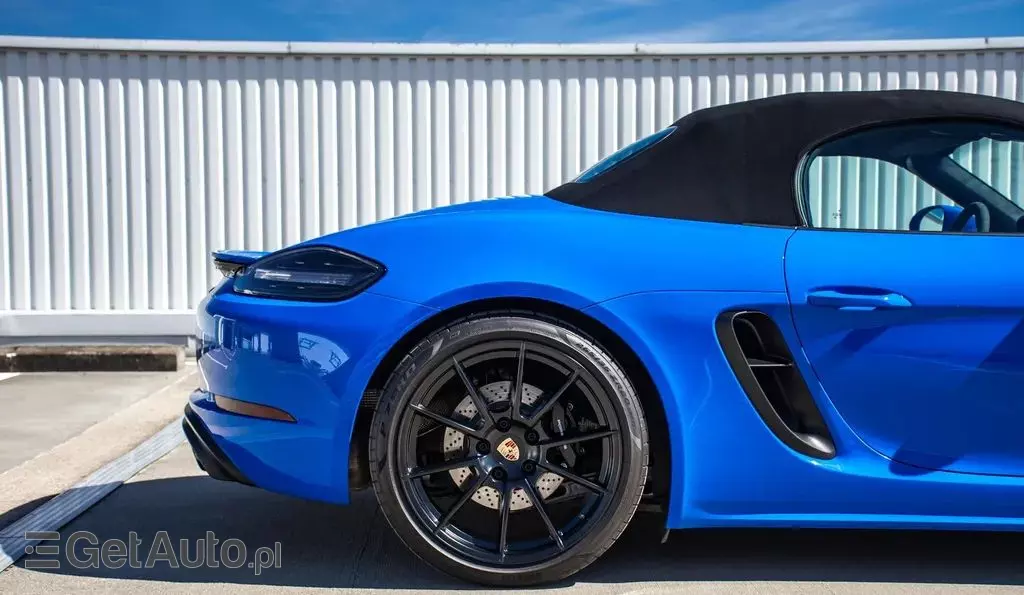 PORSCHE 718 Boxster 