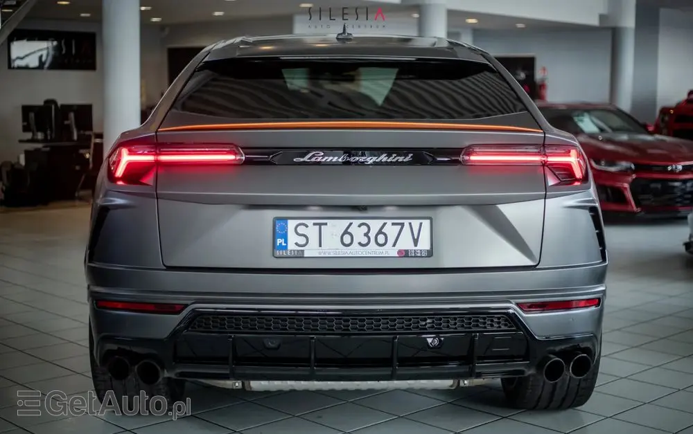 LAMBORGHINI Urus Standard