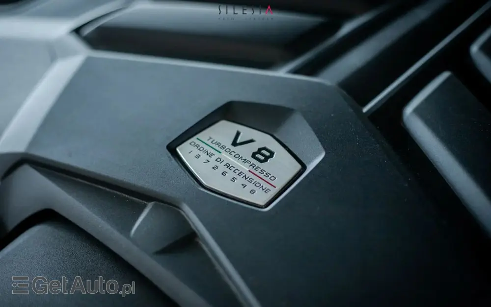 LAMBORGHINI Urus Standard