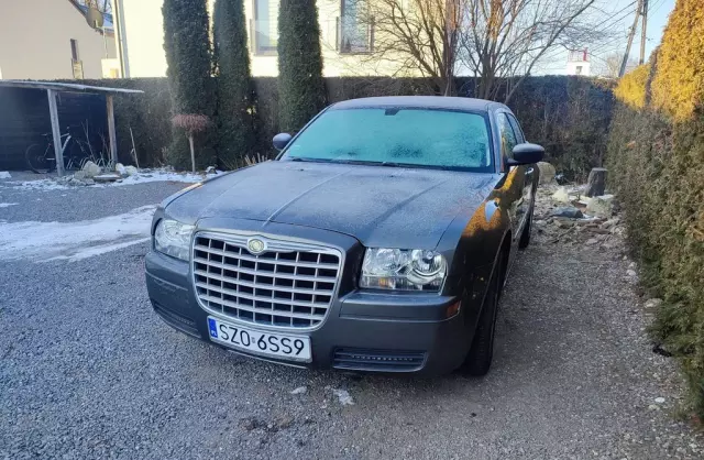 CHRYSLER 300 
