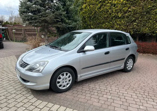 HONDA Civic 1.4i Extra Edition