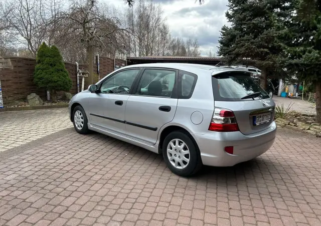 HONDA Civic 1.4i Extra Edition