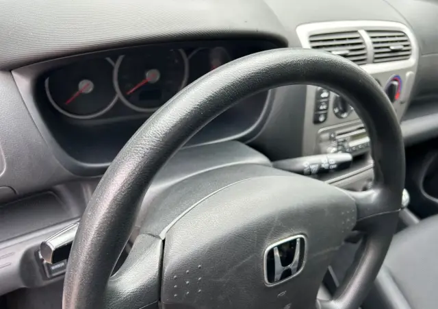 HONDA Civic 1.4i Extra Edition