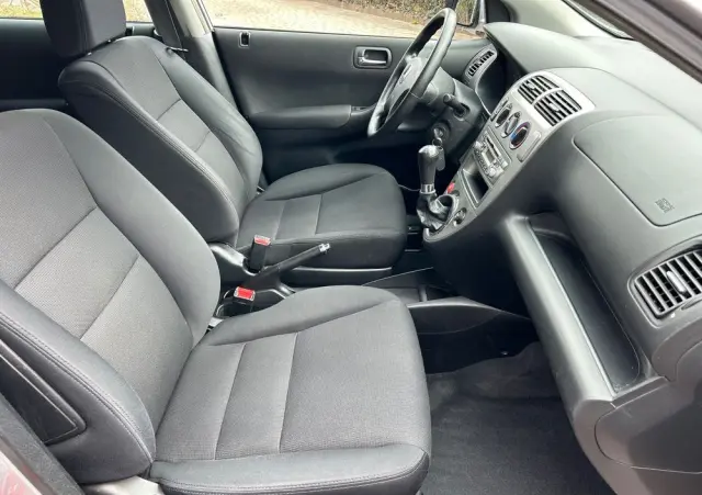 HONDA Civic 1.4i Extra Edition
