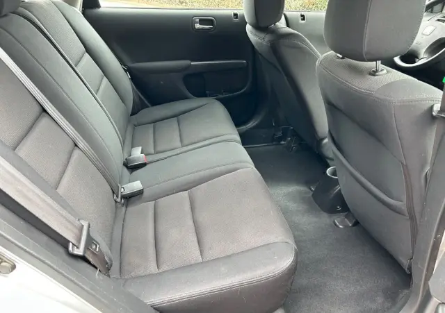 HONDA Civic 1.4i Extra Edition