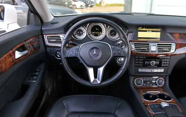 MERCEDES-BENZ CLS 350 BlueEFFICIENCY 7G-TRONIC