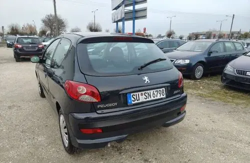 PEUGEOT 206 