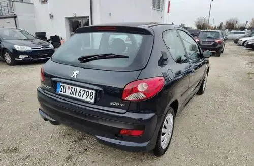 PEUGEOT 206 