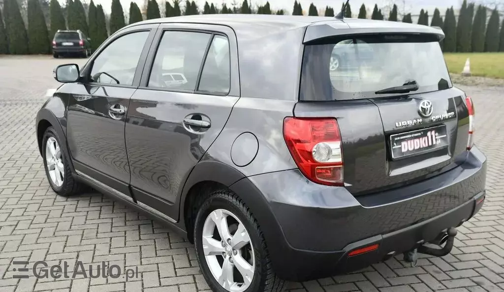 TOYOTA Urban Cruiser 