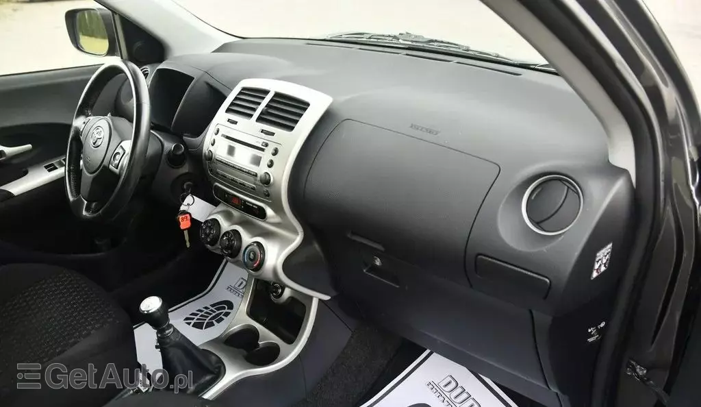 TOYOTA Urban Cruiser 