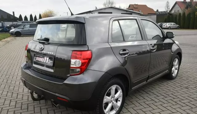 TOYOTA Urban Cruiser 