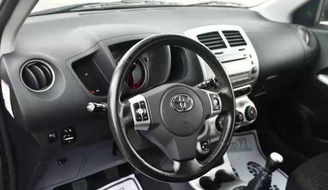 TOYOTA Urban Cruiser 