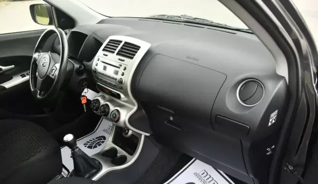 TOYOTA Urban Cruiser 