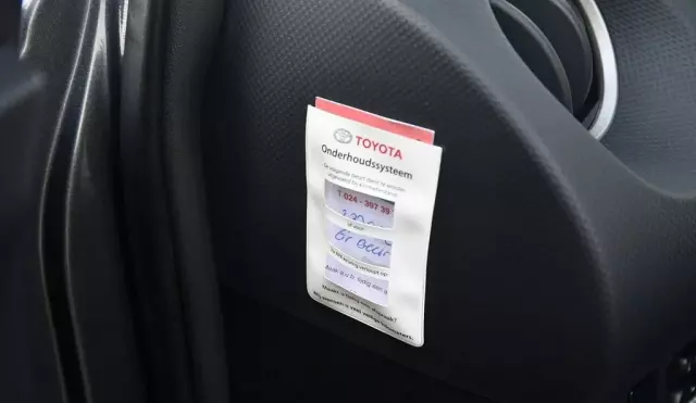 TOYOTA Urban Cruiser 