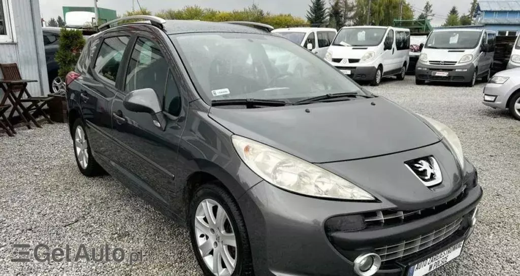 PEUGEOT 207 