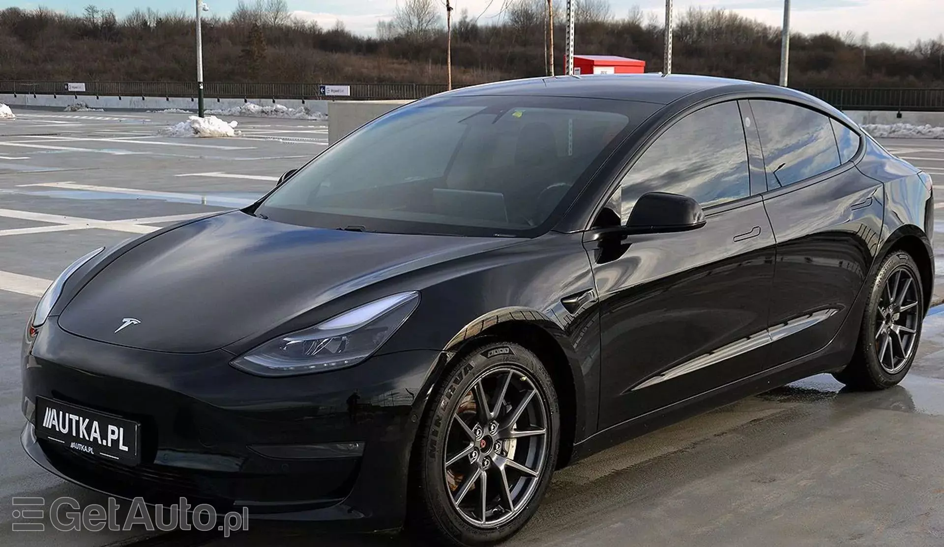 TESLA Model 3 Long Range 82 kWh (441 KM) AWD