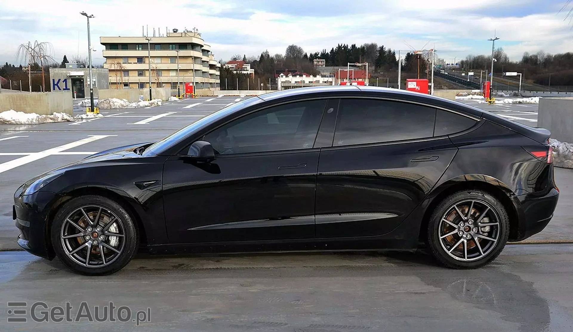 TESLA Model 3 Long Range 82 kWh (441 KM) AWD