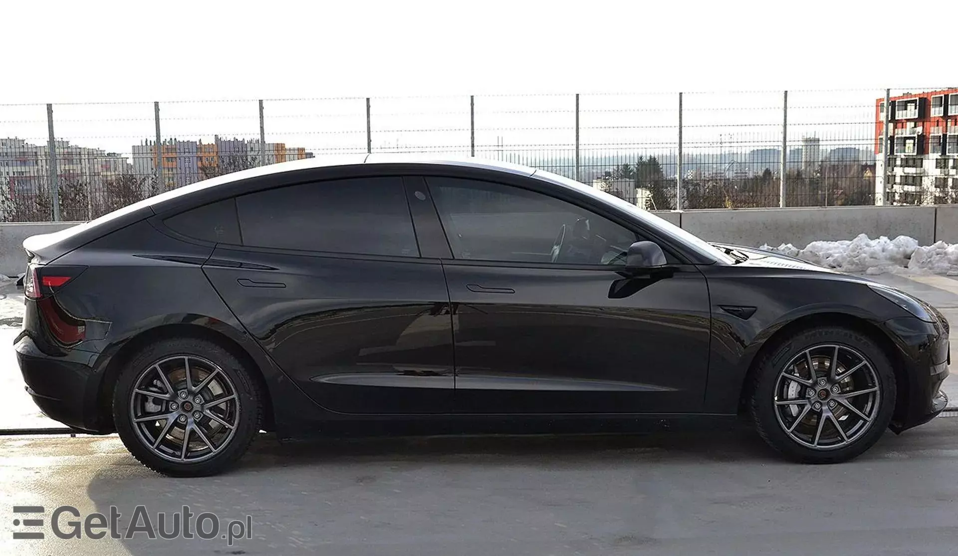 TESLA Model 3 Long Range 82 kWh (441 KM) AWD