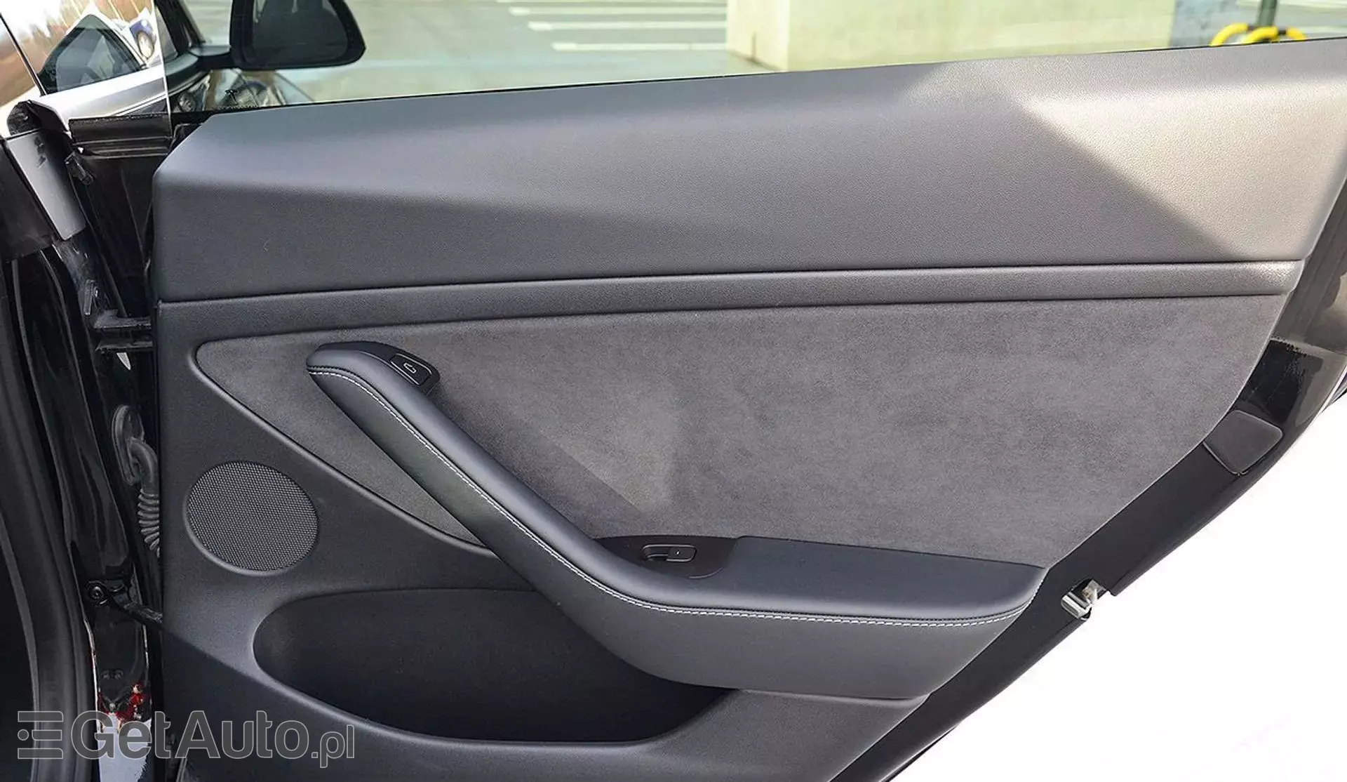 TESLA Model 3 Long Range 82 kWh (441 KM) AWD