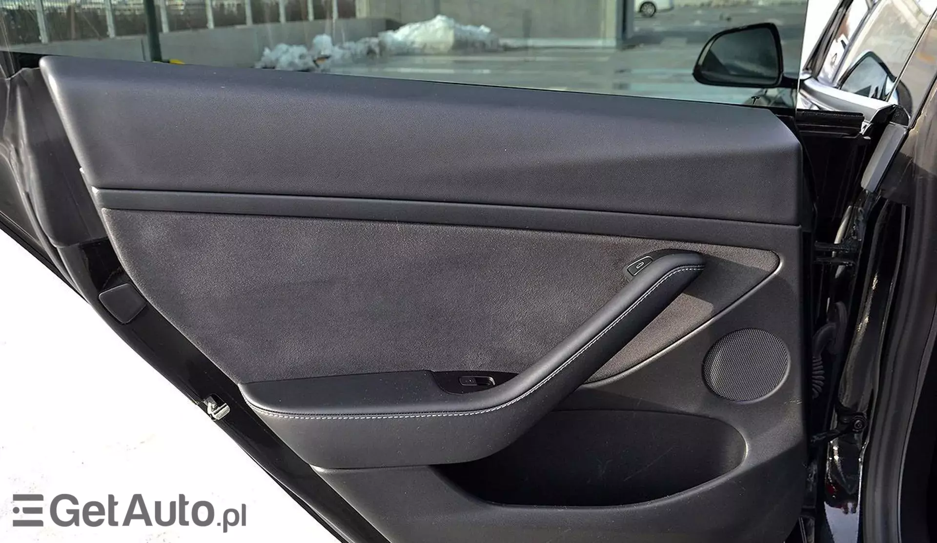 TESLA Model 3 Long Range 82 kWh (441 KM) AWD