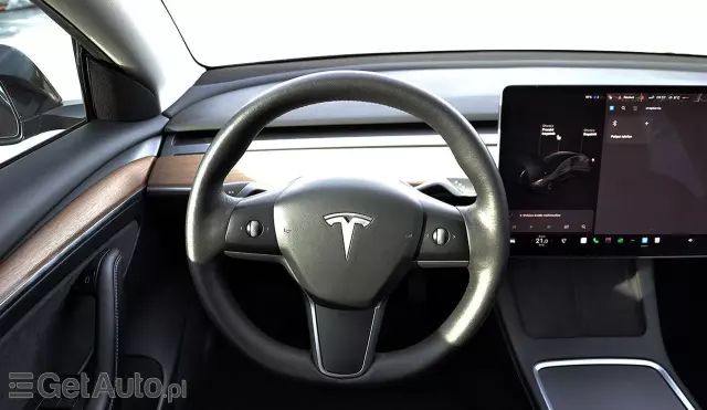 TESLA Model 3 Long Range 82 kWh (441 KM) AWD