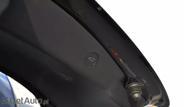 TESLA Model 3 Long Range 82 kWh (441 KM) AWD