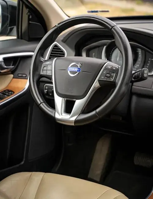 VOLVO Xc 60 