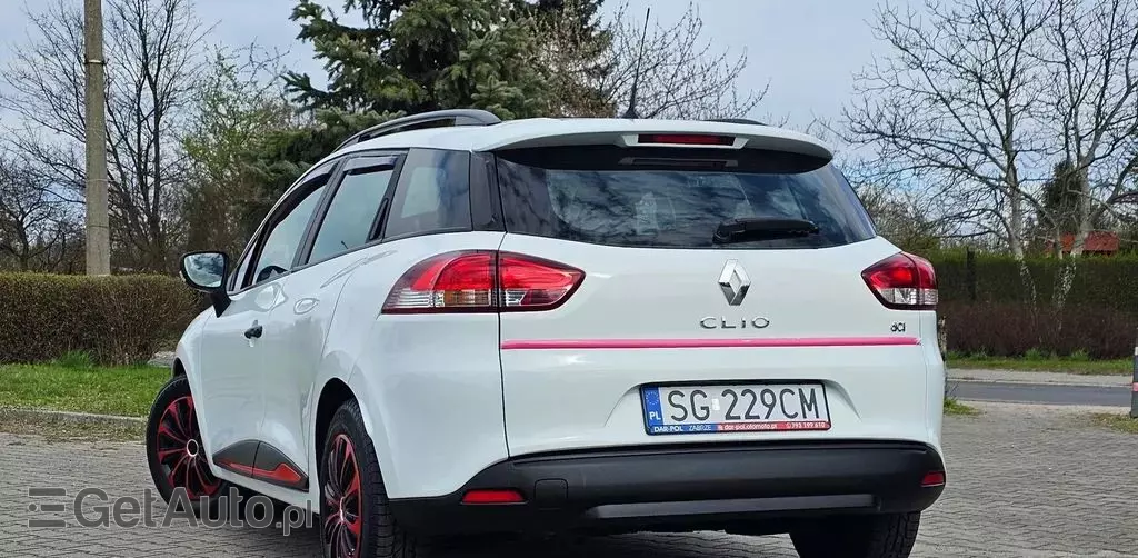 RENAULT Clio 