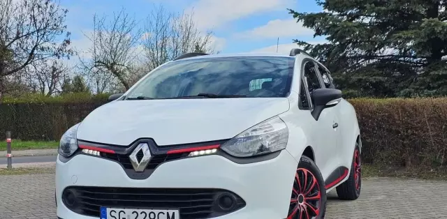 RENAULT Clio 