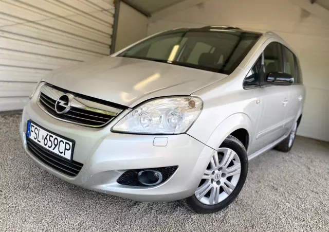 OPEL Zafira 1.9 CDTI Elegance
