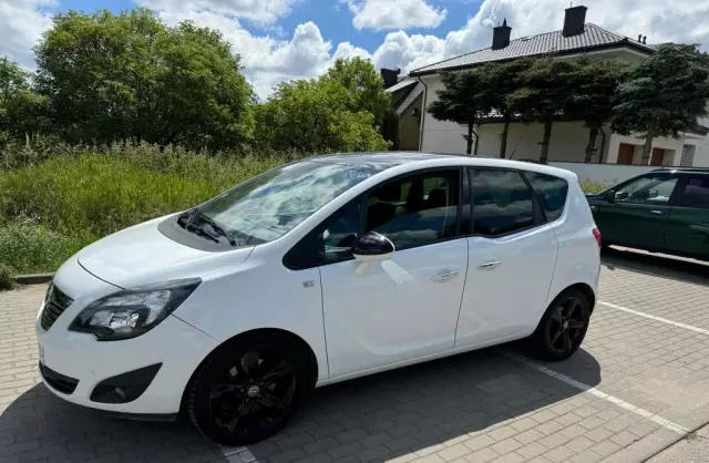 OPEL Meriva 
