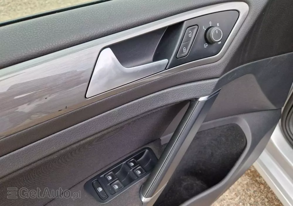 VOLKSWAGEN Golf Variant 1.6 TDI 4Motion BlueMotion Technology Allstar