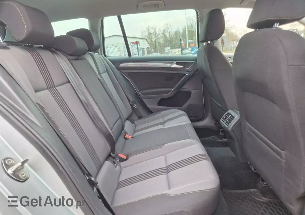 VOLKSWAGEN Golf Variant 1.6 TDI 4Motion BlueMotion Technology Allstar