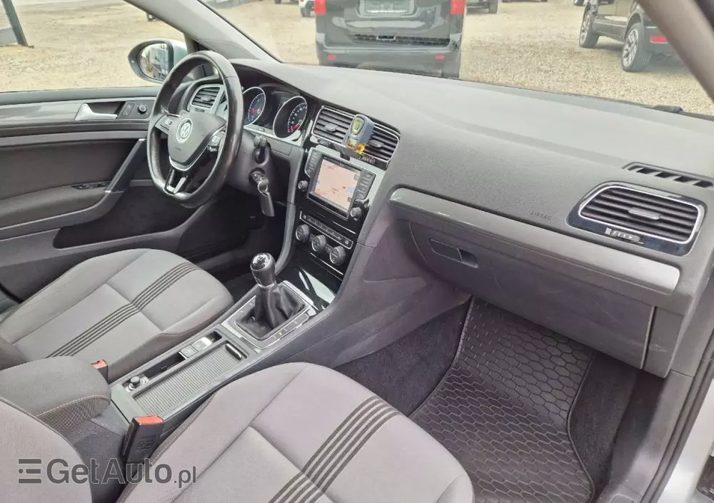 VOLKSWAGEN Golf Variant 1.6 TDI 4Motion BlueMotion Technology Allstar