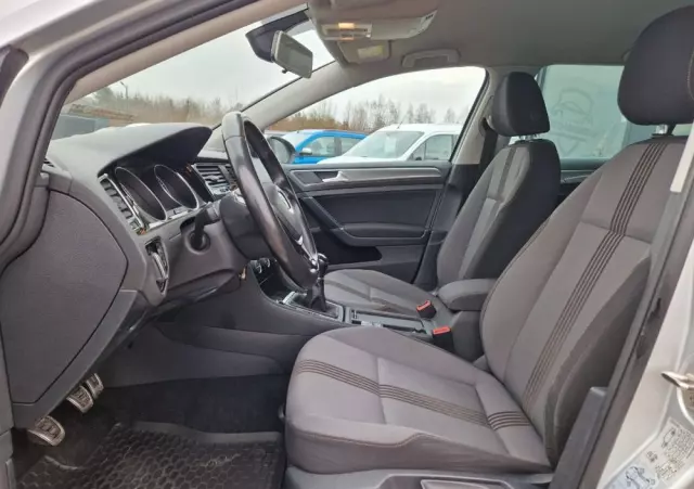 VOLKSWAGEN Golf Variant 1.6 TDI 4Motion BlueMotion Technology Allstar