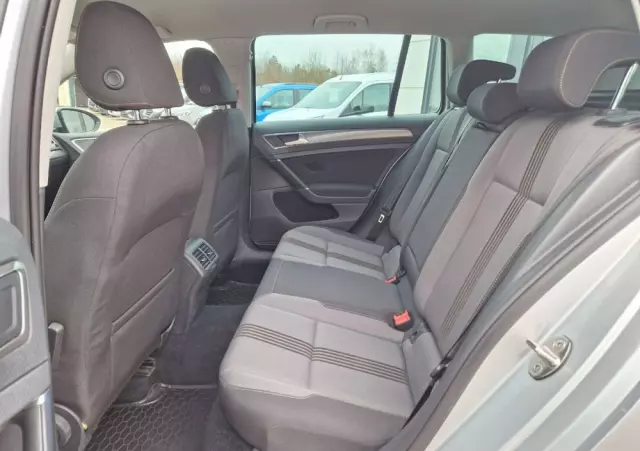 VOLKSWAGEN Golf Variant 1.6 TDI 4Motion BlueMotion Technology Allstar