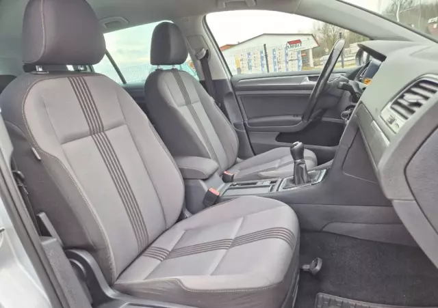 VOLKSWAGEN Golf Variant 1.6 TDI 4Motion BlueMotion Technology Allstar