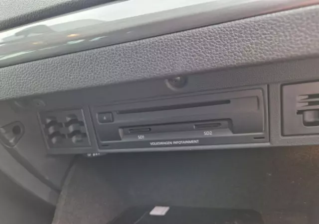 VOLKSWAGEN Golf Variant 1.6 TDI 4Motion BlueMotion Technology Allstar