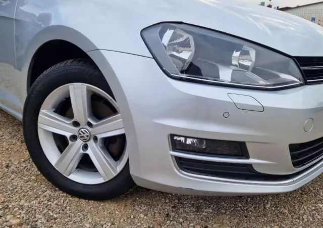 VOLKSWAGEN Golf Variant 1.6 TDI 4Motion BlueMotion Technology Allstar