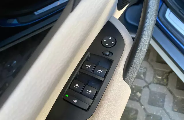 BMW X1 20d (184 KM) xDrive