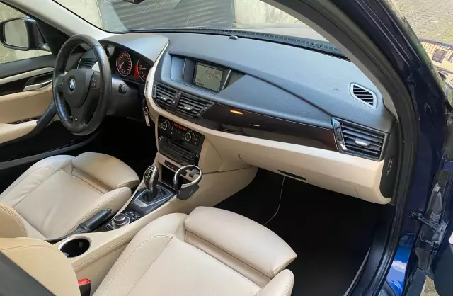 BMW X1 20d (184 KM) xDrive